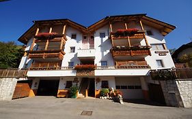 Gasthof La Pli Apartments